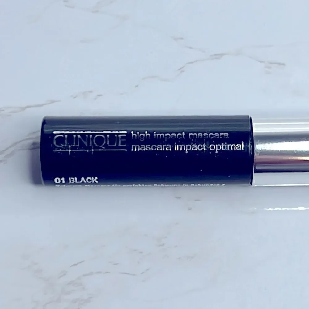 🌟$8 Clinique High Impact Mascara - Black
